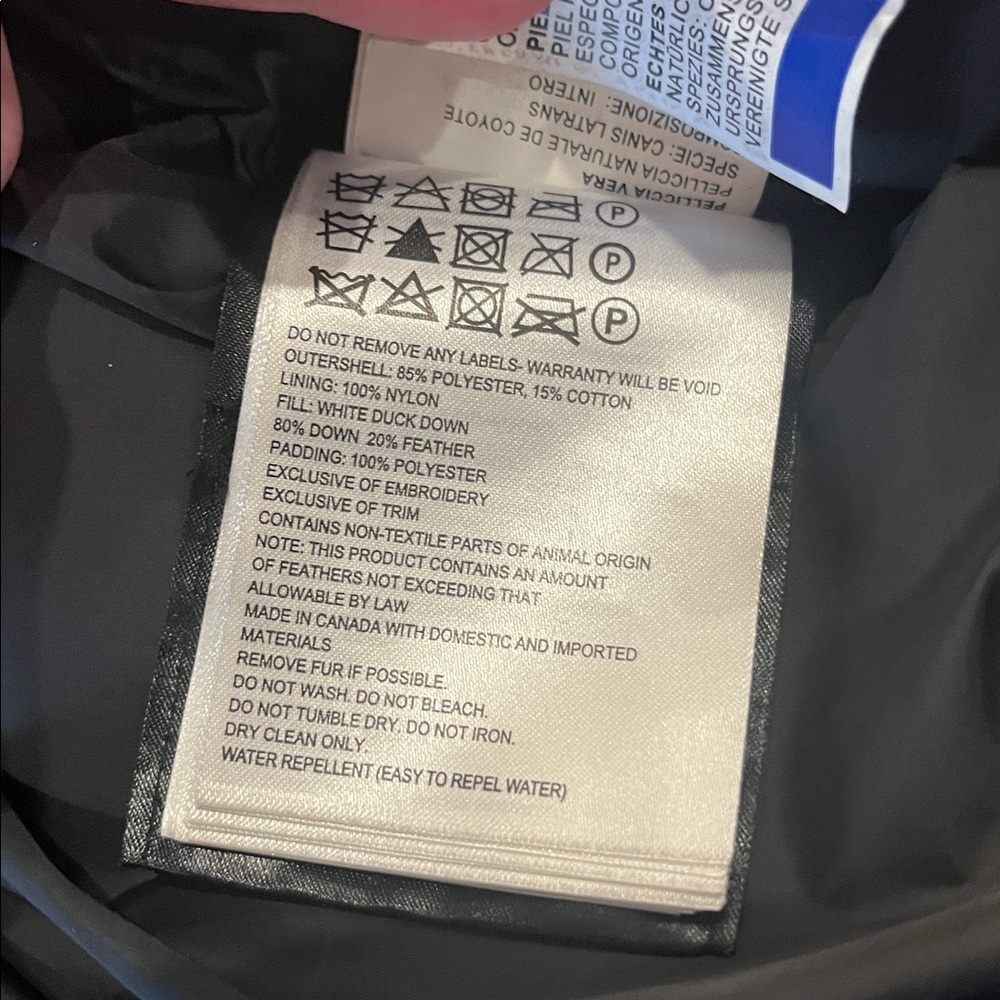 Canada Goose Women’s Dark Jacket - Picture 5 of 16
